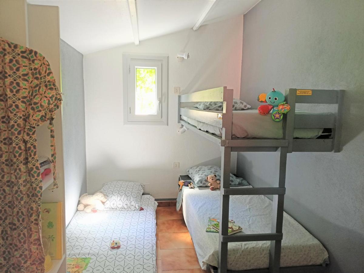 Hotel Domaine Le Moulin Neuf Saint-Quentin-la-Poterie Zewnętrze zdjęcie