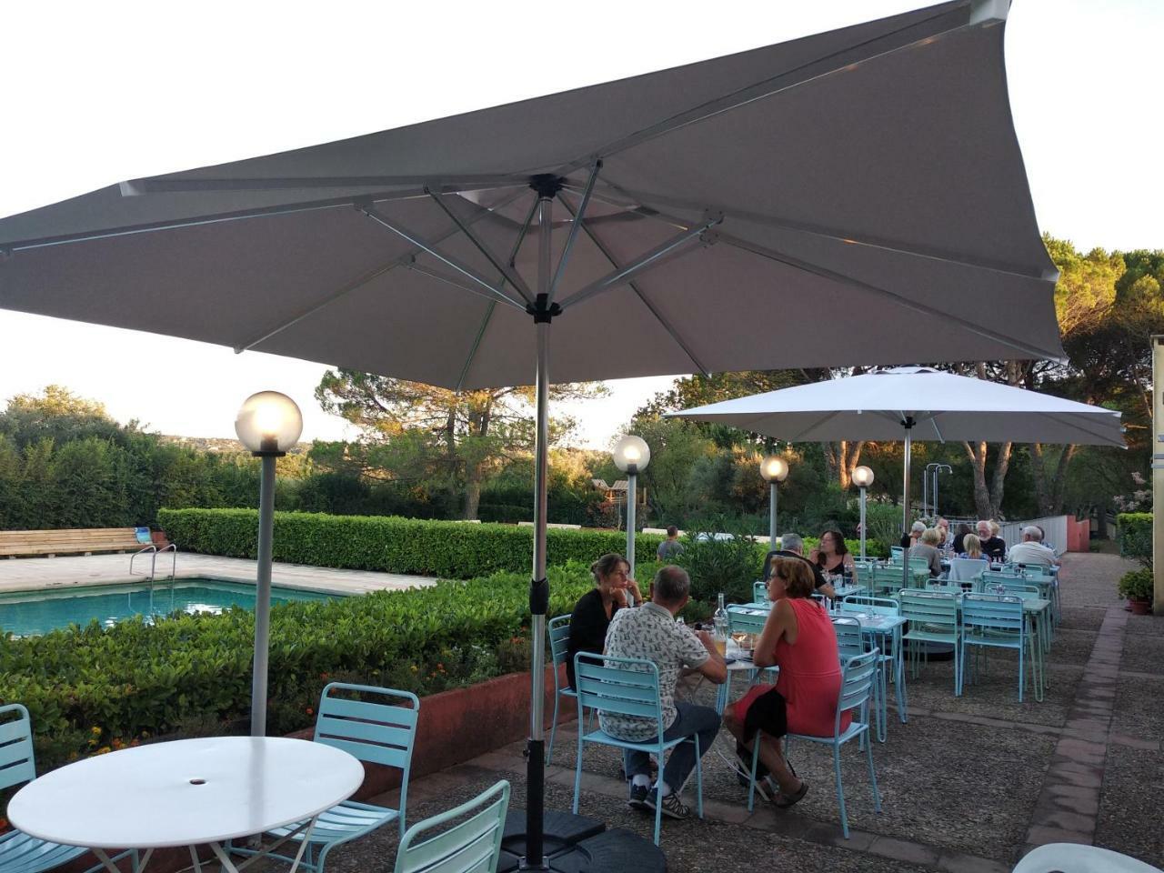 Hotel Domaine Le Moulin Neuf Saint-Quentin-la-Poterie Zewnętrze zdjęcie