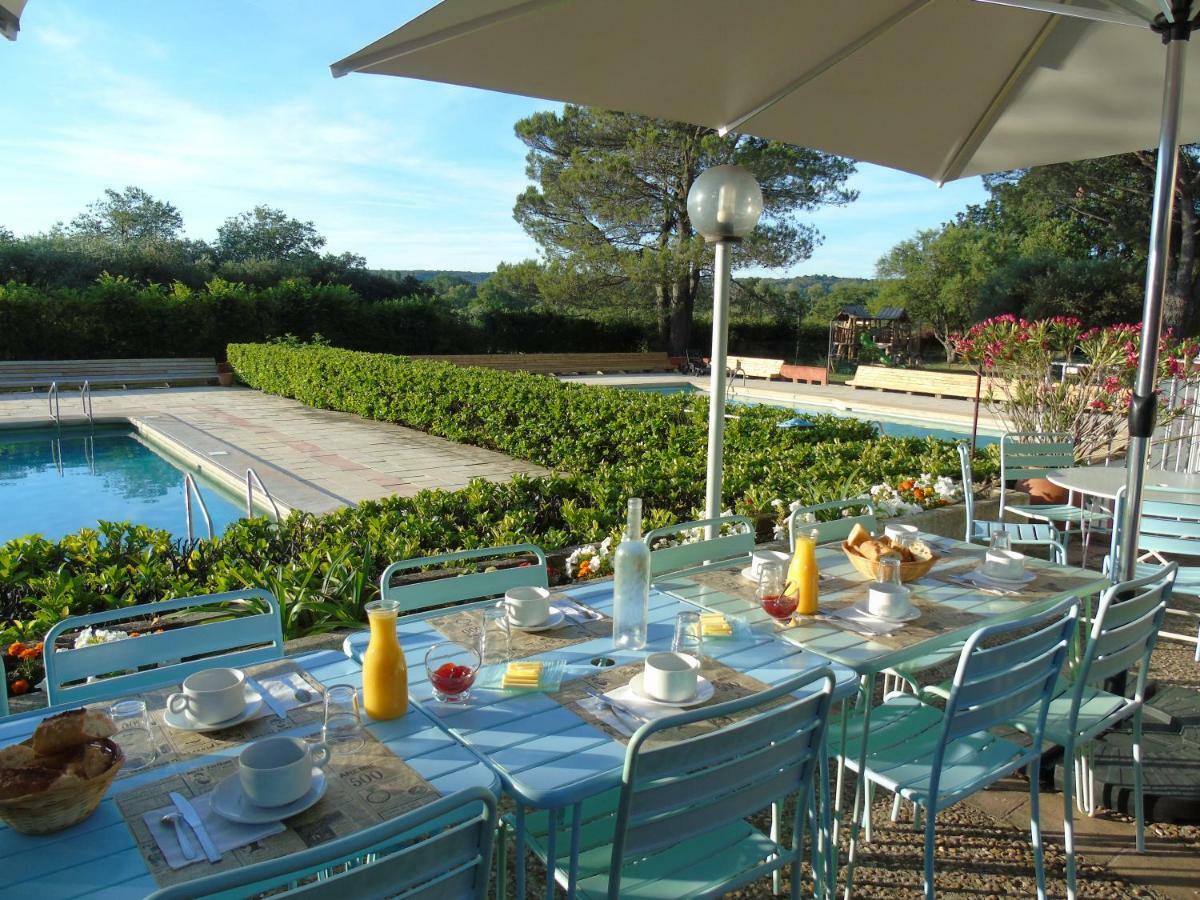 Hotel Domaine Le Moulin Neuf Saint-Quentin-la-Poterie Zewnętrze zdjęcie